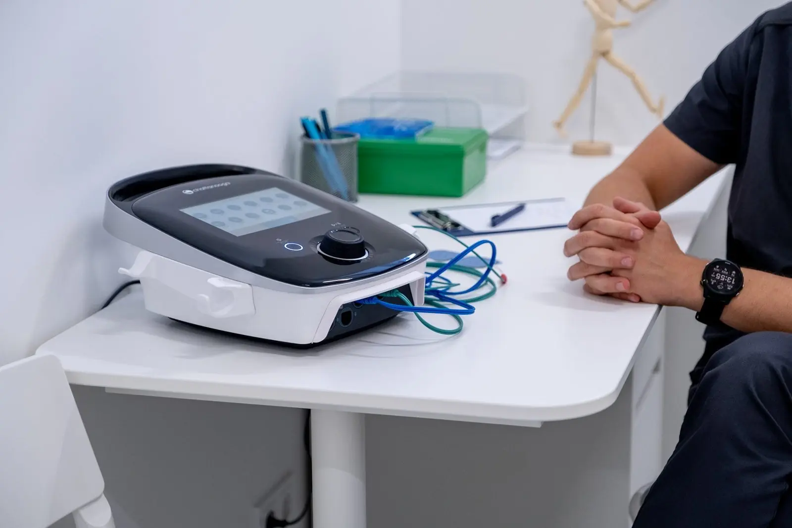 Myo Klinikos kabinete naudojamas Chattanooga Intelect Mobile 2 Combo fizioterapijos aparatas