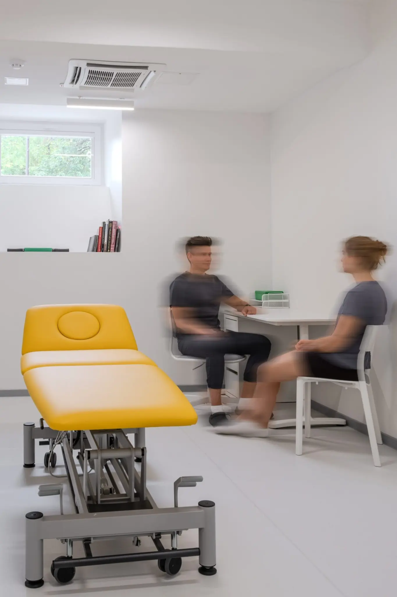 Kineziterapeuto konsultacija su paciente Myo Klinikos kabinete Vilniuje